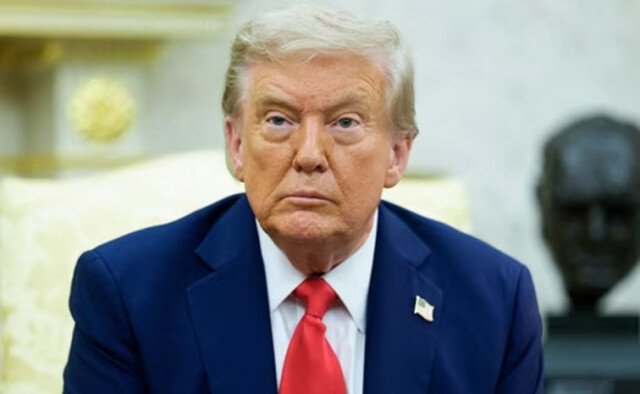 అమెరికా రాజకీయాల్లో కలకలం.. ట్రంప్‌పై డెమొక్రాట్ల తీవ్ర ఆగ్రహం