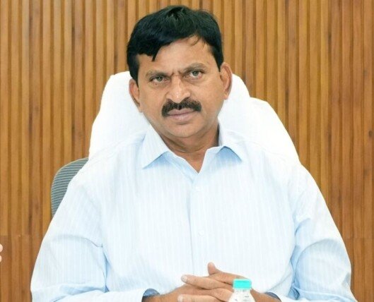 మధ్యలో నిలిచిన ఇందిరమ్మ ఇళ్లకు ఆర్థికసాయం: మంత్రి పొంగులేటి శ్రీనివాస్ రెడ్డి