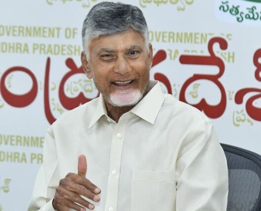 యోగాంధ్రకు ఘన ఏర్పాట్లు.. అమరావతిలో 25 వేల మందితో యోగా కార్యక్రమం: చంద్రబాబు