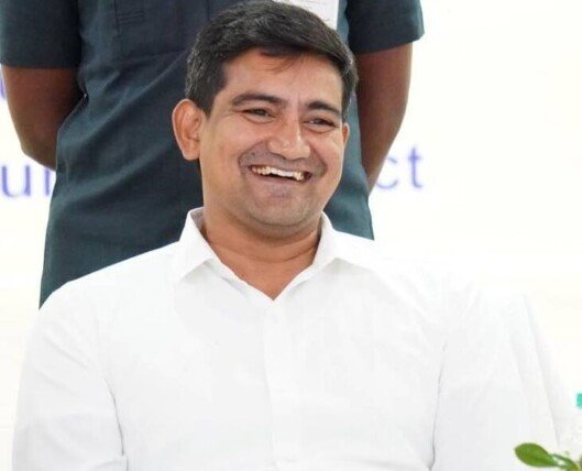 డ్వాక్రా మహిళలకు శుభవార్త.. షూరిటీ లేకుండానే రూ.10 లక్షల రుణం: మంత్రి కొండపల్లి శ్రీనివాస్