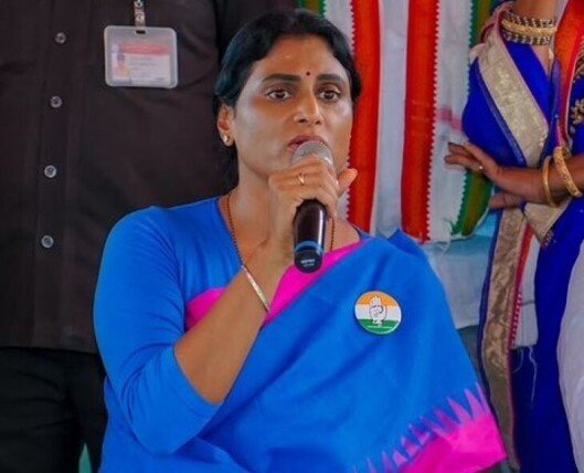 ఇంధన ధరల పెంపుపై మోదీ, చంద్రబాబుపై షర్మిల విమర్శలు