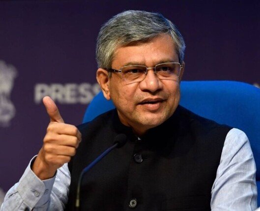 కాజీపేటలో త్వరలో ఇంటర్‌సిటీ రైళ్ల తయారీ: అశ్వినీ వైష్ణవ్