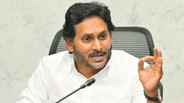 ‘మావిగన్’ పేరు వినగానే చంద్రబాబుకు టెన్షన్: జగన్ వ్యాఖ్యలు