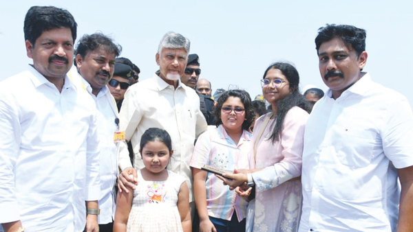 కార్మికుల కోసం ‘లేబర్ అడ్డా’లు ఏర్పాటు: సీఎం చంద్రబాబు కీలక ప్రకటన