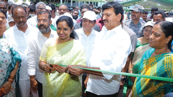 ఆధునిక వ్యవసాయ అభివృద్ధే ప్రభుత్వ లక్ష్యం: మంత్రులు పొంగులేటి, కొండా సురేఖ