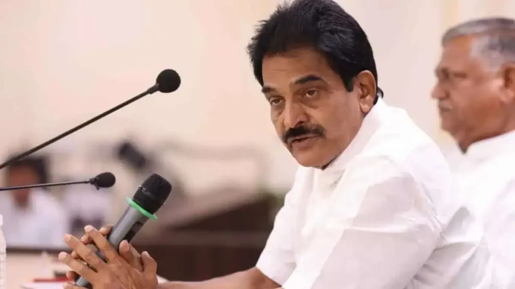 కర్ణాటకలో సీఎం మార్పుపై ఫుల్ క్లారిటీ.. ఊహాగానాలకు కాంగ్రెస్ చెక్