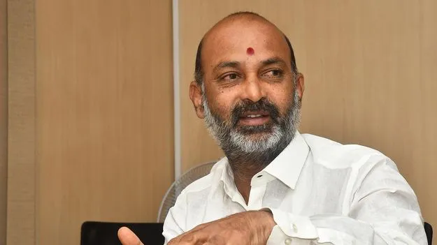 రైతులకు తక్షణ సాయం చేయాలి: సీఎం‌ రేవంత్ రెడ్డికి కేంద్ర మంత్రి బండి సంజయ్ లేఖ