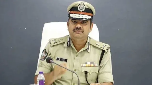చోరీలపై విశాఖ పోలీసుల ఉక్కుపాదం.. 51 కేసులు ఛేదన, రూ.1.04 కోట్ల సొత్తు రికవరీ