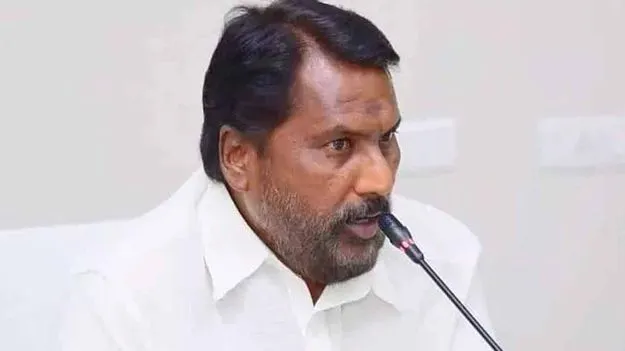 విగ్రహాల ప్రతిష్ఠాపన సమస్యలు వెంటనే పరిష్కరించాలి: మంత్రి అడ్లూరి లక్ష్మణ్