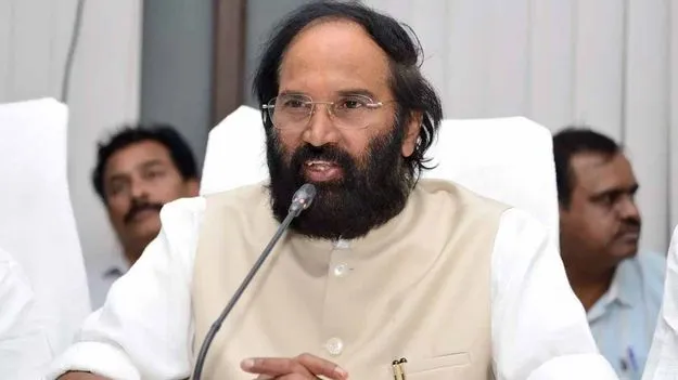 తడిసిన ధాన్యాన్నీ కొనుగోలు చేస్తాం: ఉత్తమ్ కుమార్ రెడ్డి