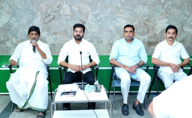 పీఆర్సీ నివేదిక త్వరలోనే.. ఉద్యోగులకు ₹6 వేల కోట్లు: సీఎం రేవంత్ రెడ్డి