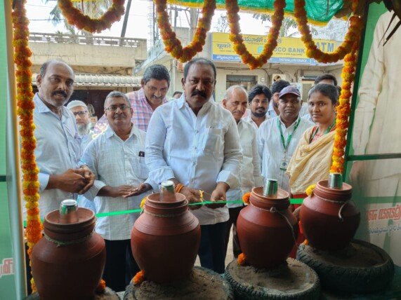 గౌడ కార్పొరేషన్ చైర్మన్, ఆధ్వర్యంలో చలివేంద్రాలు ఏర్పాటు..!