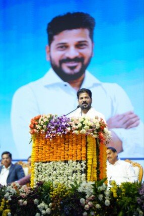 నిరుపేద పిల్లలకు నాణ్యమైన విద్యే ప్రభుత్వ లక్ష్యం – విద్యా సంస్కరణల్లో వెనుకడుగు ఉండదు: రేవంత్ రెడ్డి