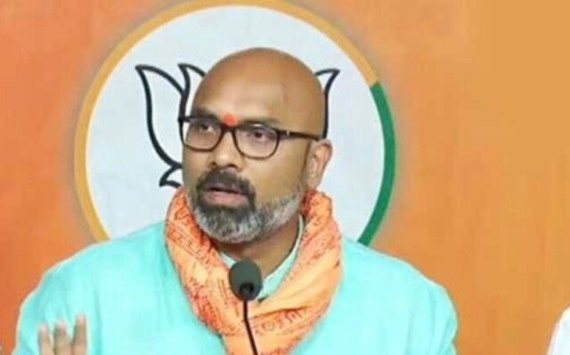 సొంత పార్టీ నేతలపై అర్వింద్ ఫైర్.. బీజేపీలో కలకలం