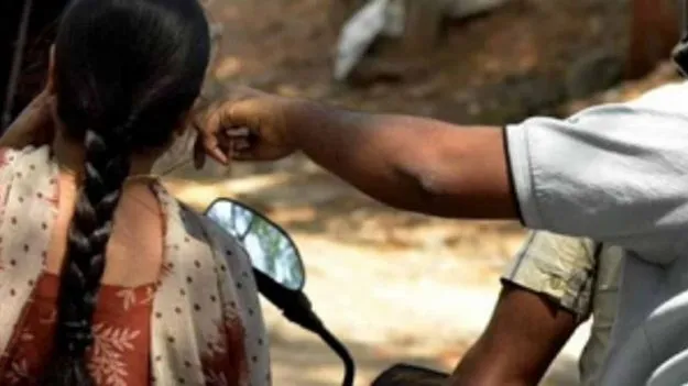 వరంగల్‌లో చైన్ స్నాచర్ల హల్‌చల్.. ఒకే రోజు మూడు ఘటనలు