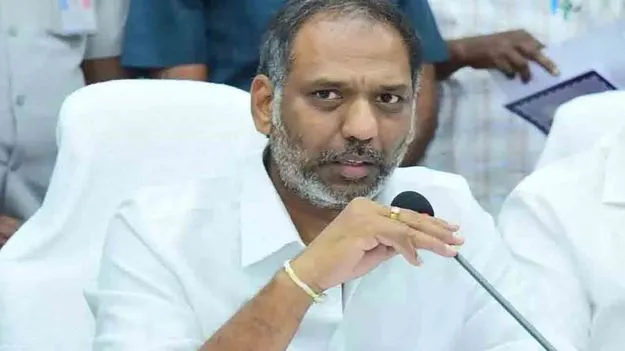 ఏపీలో ఎక్కడా కరెంట్ కోతలు ఉండకూడదని.. అధికారులకు మంత్రి గొట్టిపాటి కఠిన ఆదేశాలు