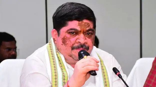 ఆర్టీసీ సిబ్బందితో స్నేహపూర్వకంగా ఉండండి: మంత్రి పొన్నం ప్రభాకర్