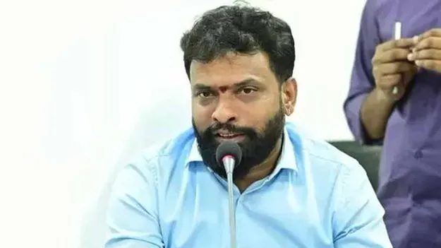 కార్మికుల సంక్షేమానికి కొత్త దిశ.. అవకాశాలను వినియోగించుకోండి: మంత్రి సుభాష్