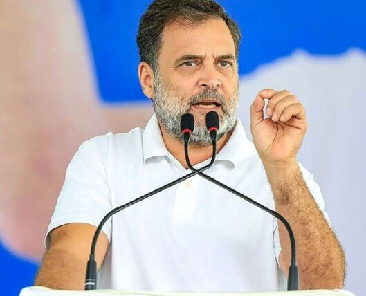 సీబీఎస్‌ఈ మార్కింగ్ వివాదంపై రాహుల్ గాంధీ విమర్శలు
